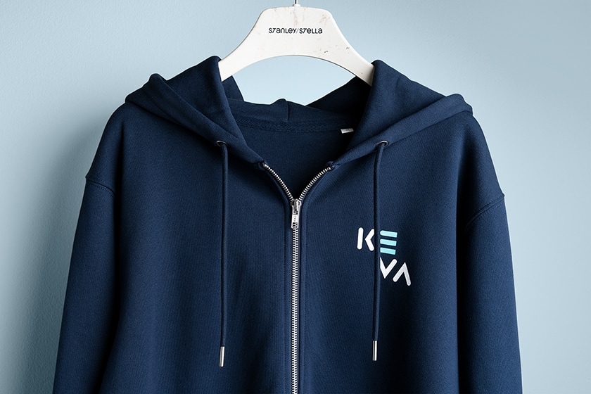 Stanley/Stella Cultivator 2.0 huppari KEVA logopainatuksella